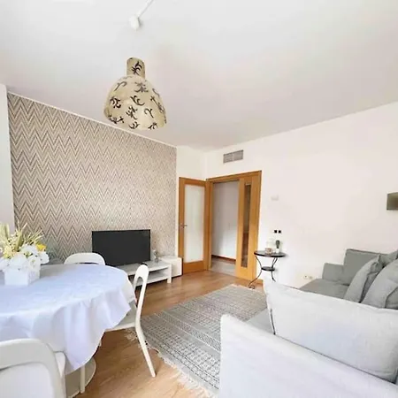 Parque Nacoes Flat W Parking Apartment Lisbon